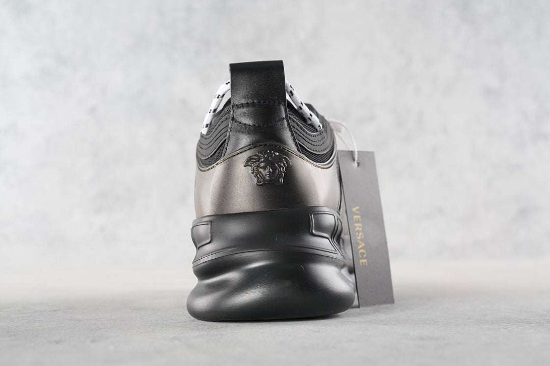 Versace Chain Reaction