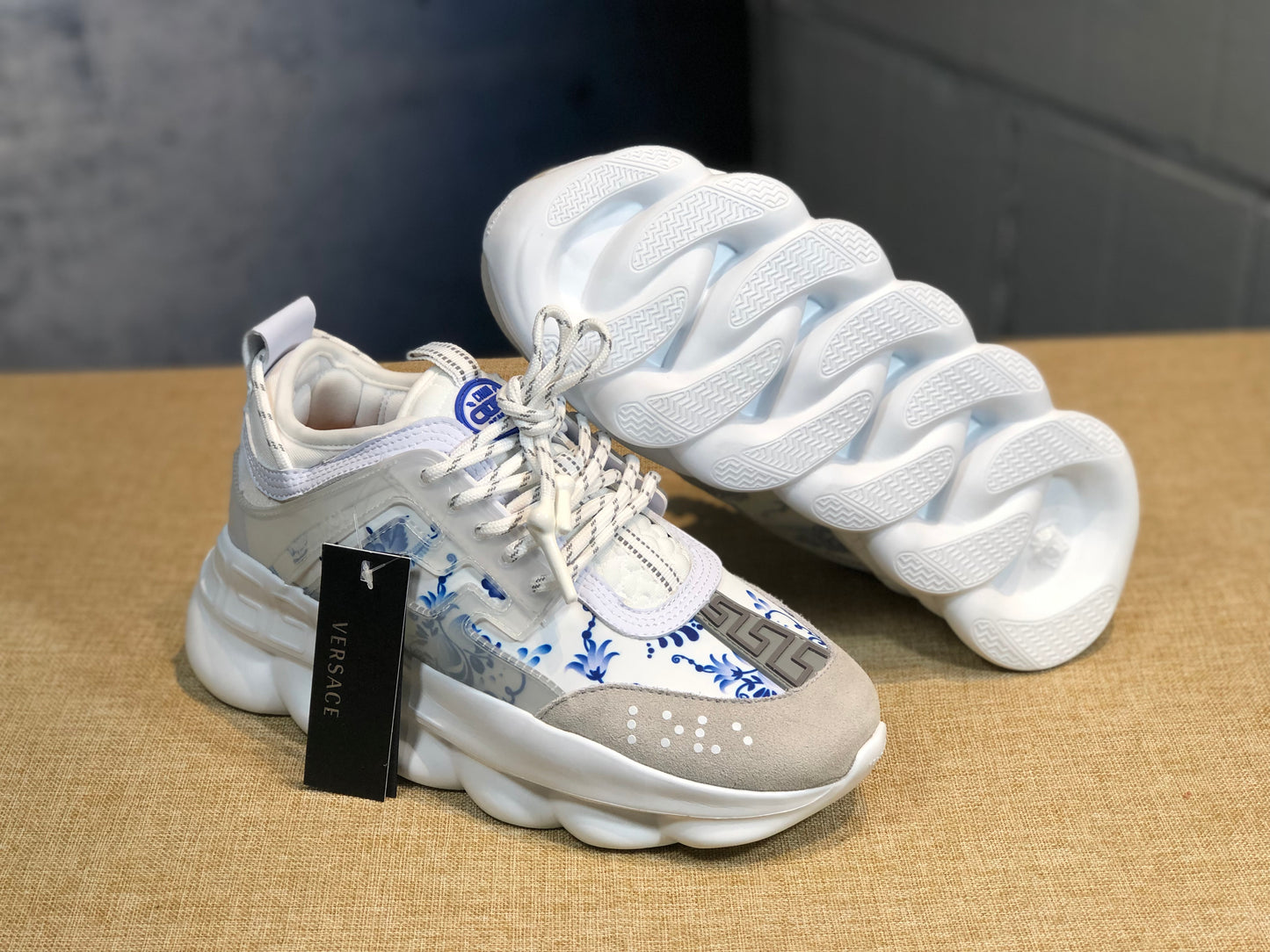 Versace Chain Reaction