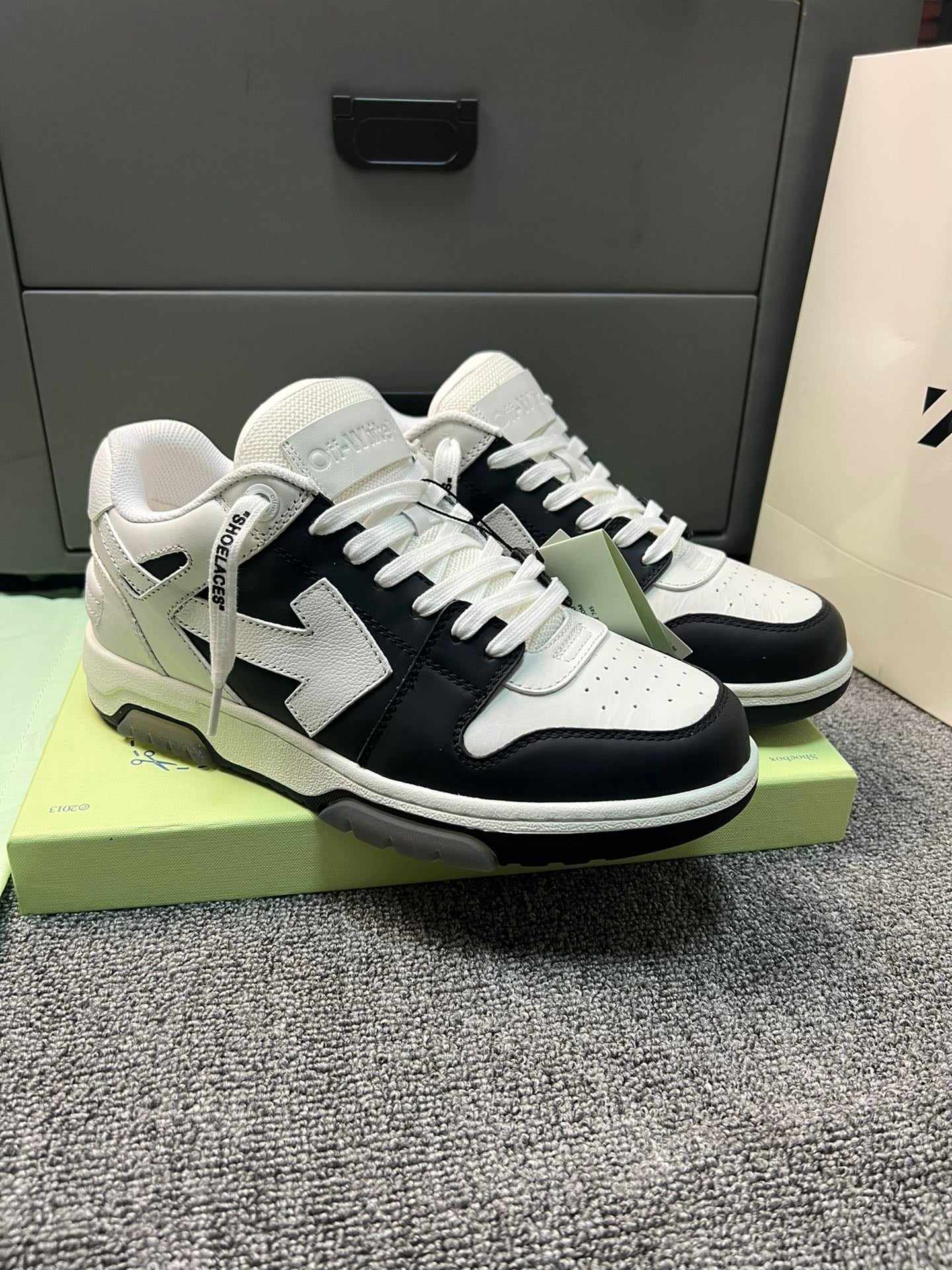 Off-White Out Of Office