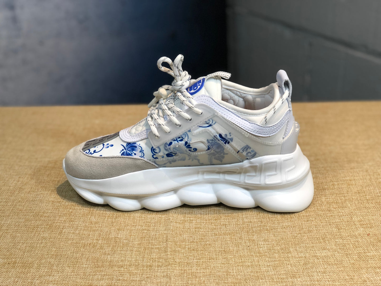 Versace Chain Reaction