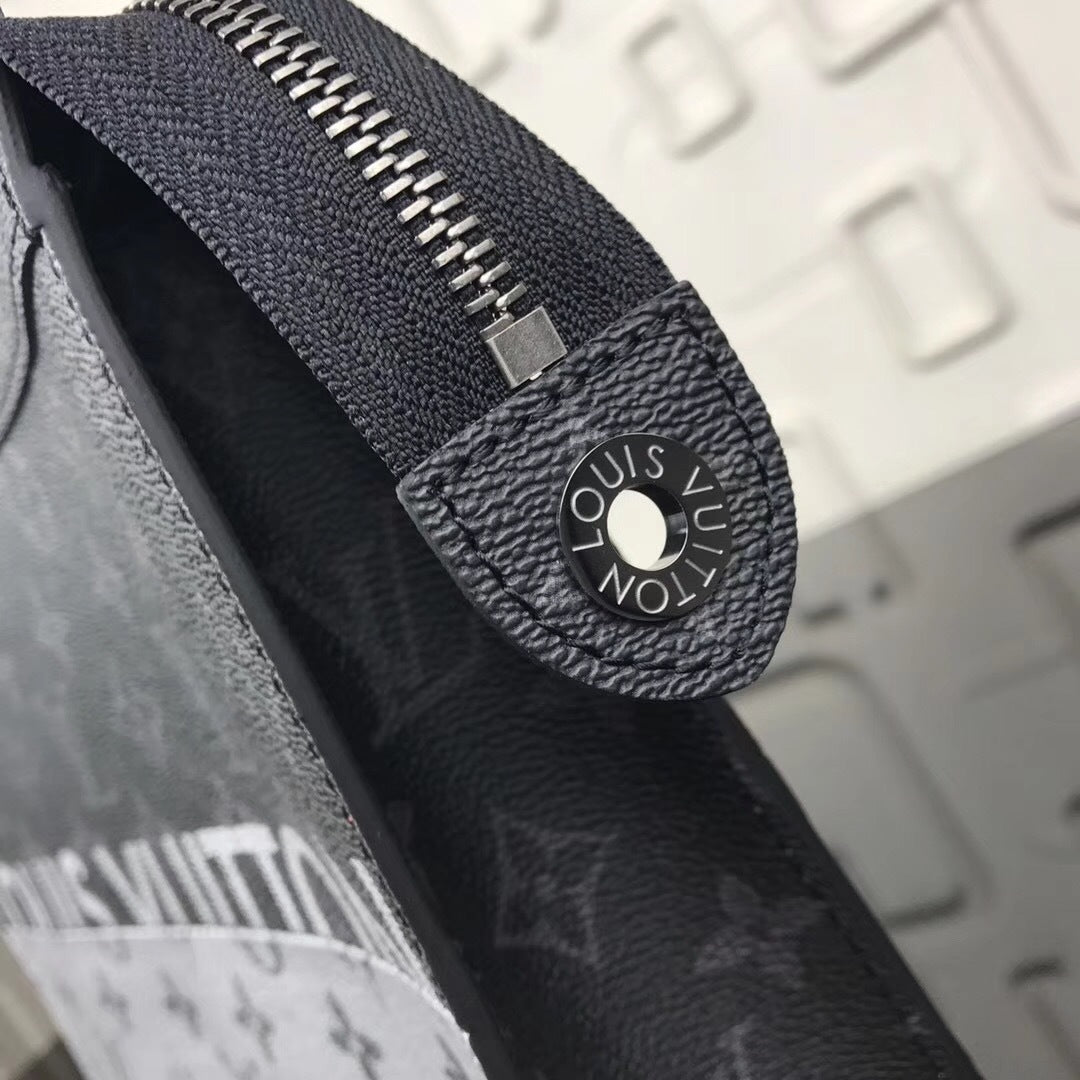 Pochette Louis Vuitton