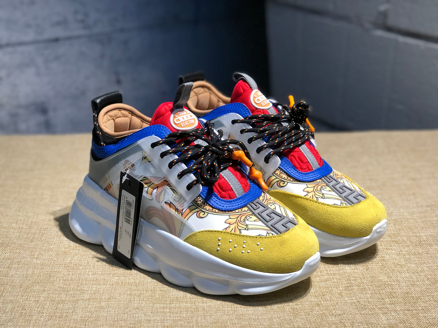 Versace Chain Reaction