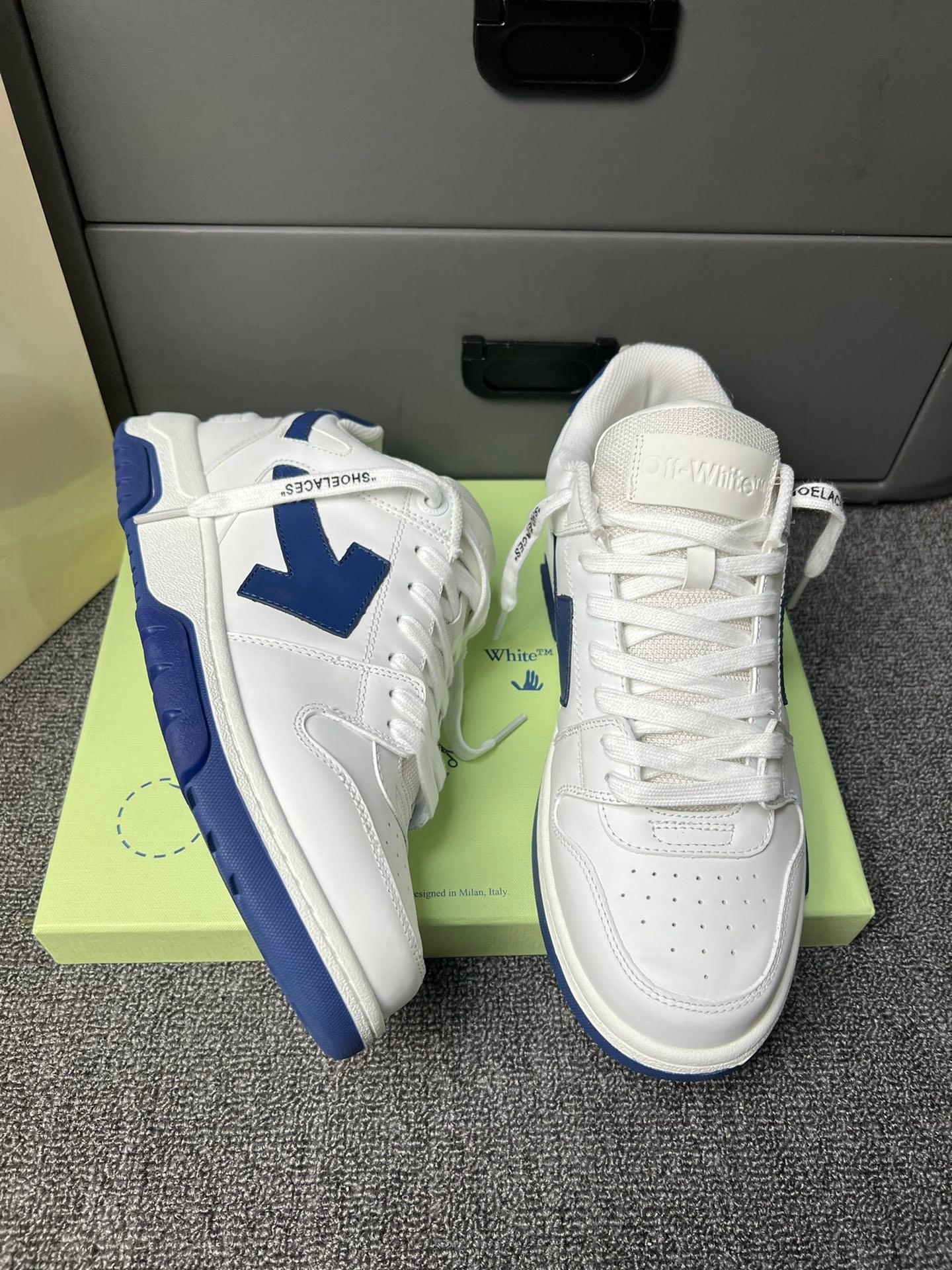 Off-White Out Of Office