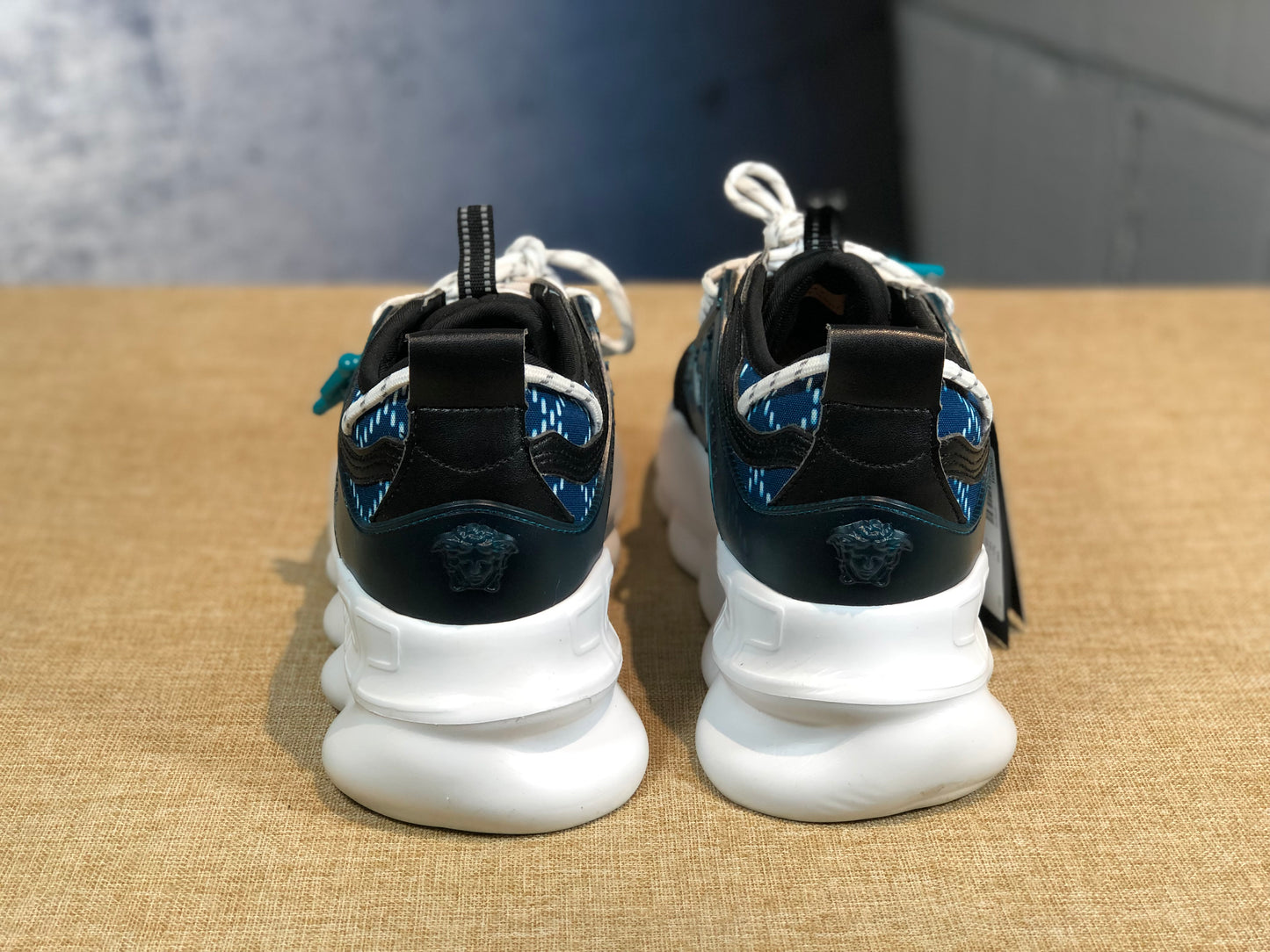Versace Chain Reaction