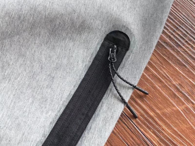 Nike Tech Fleece
