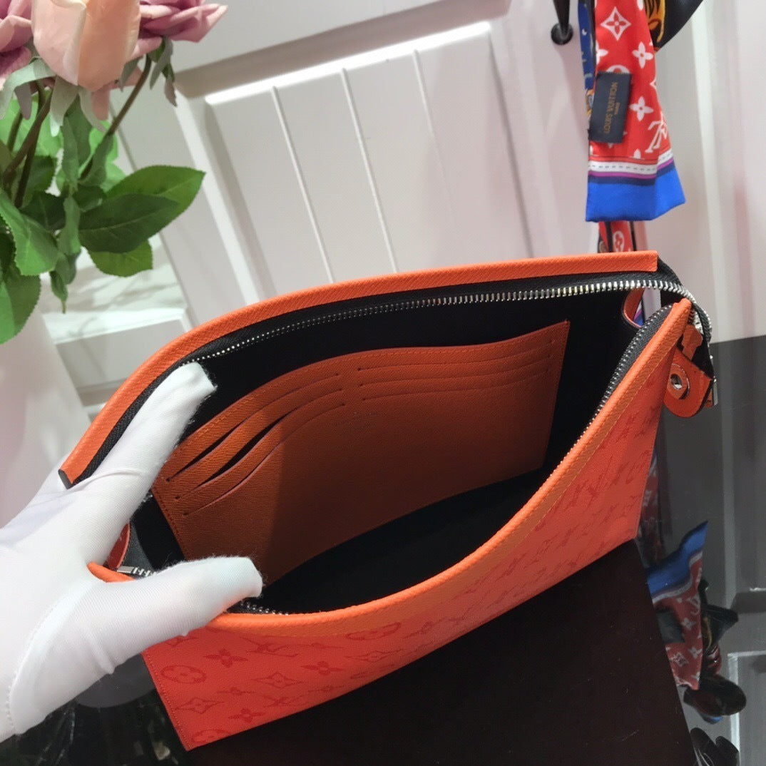 Pochette Louis Vuitton