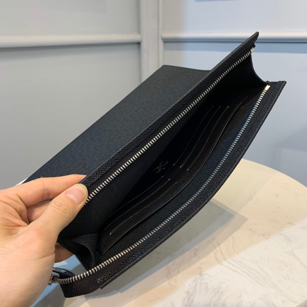 Pochette Louis Vuitton