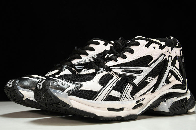 Balenciaga Runner