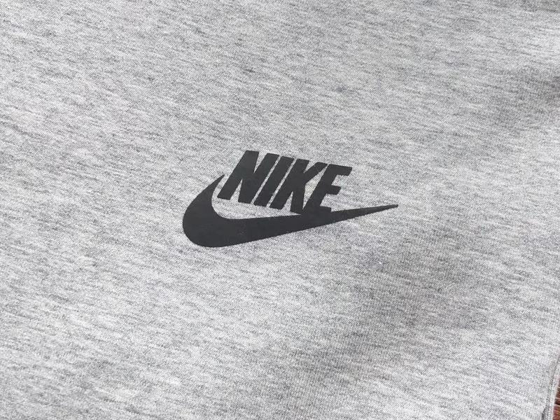 Tuta Nike Tech Fleece