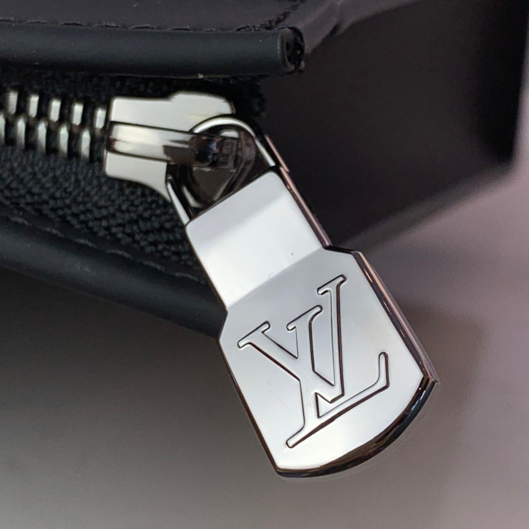Pochette Louis Vuitton