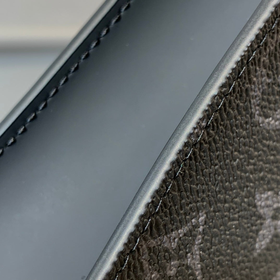 Pochette Louis Vuitton