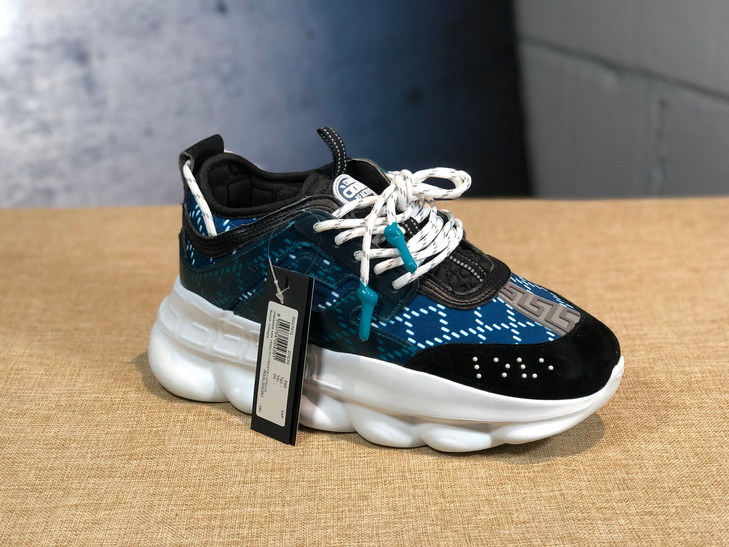 Versace Chain Reaction