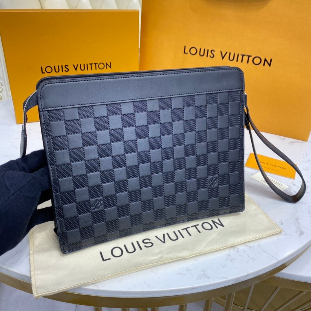 Pochette Louis Vuitton