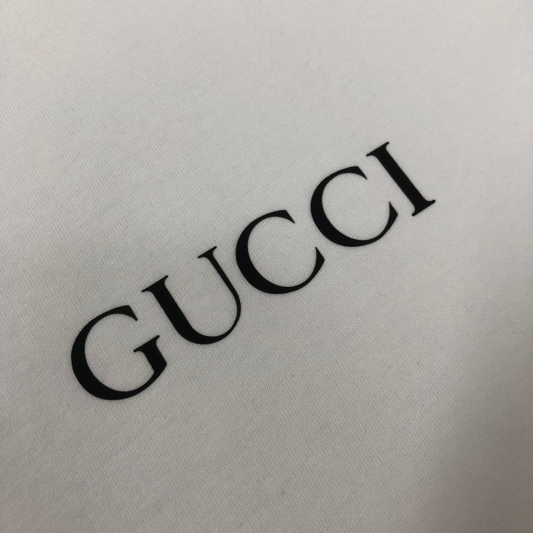 Gucci T-shirt