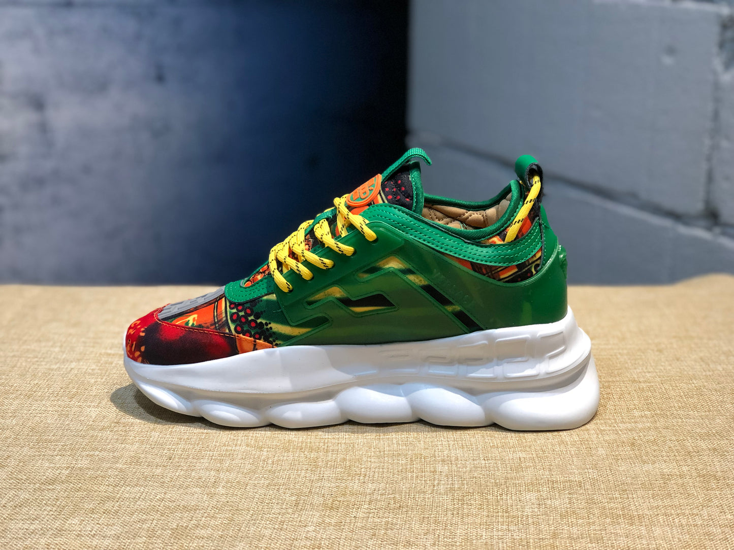 Versace Chain Reaction