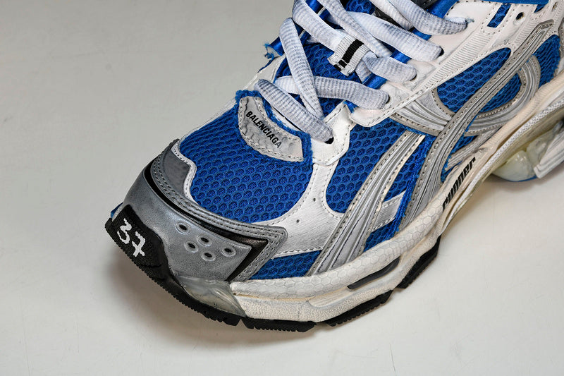 Balenciaga Runner