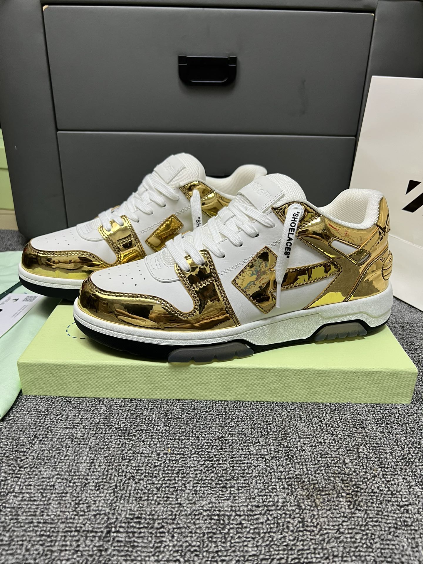 Off-White Out Of Office