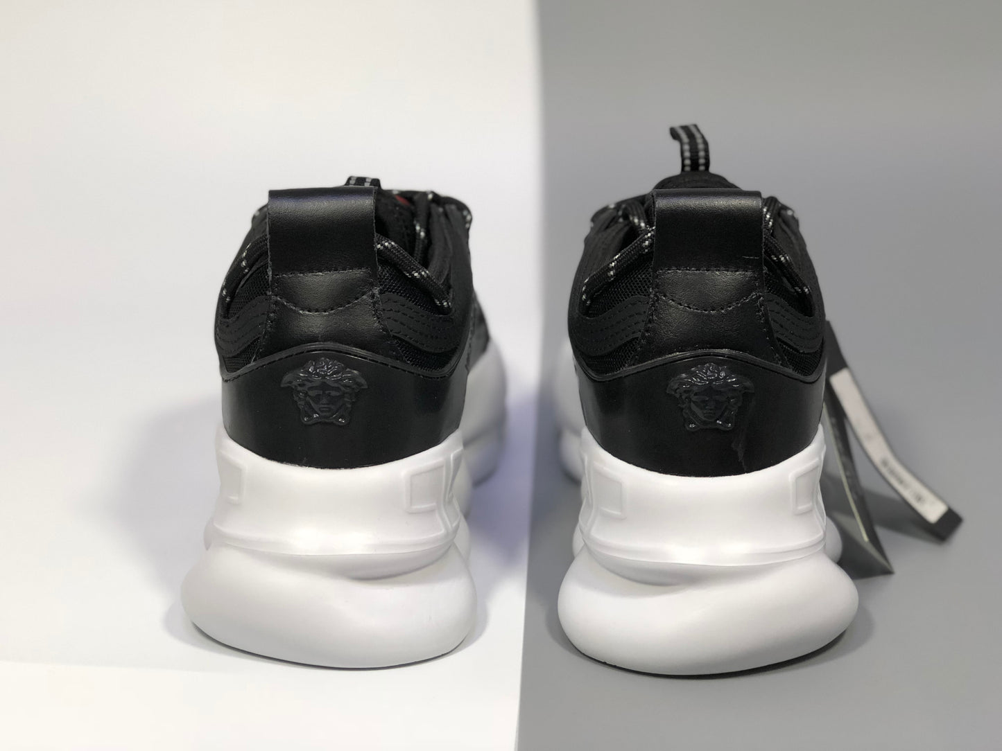 Versace Chain Reaction