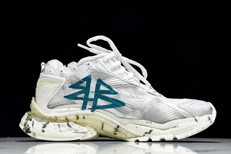 Balenciaga Runner