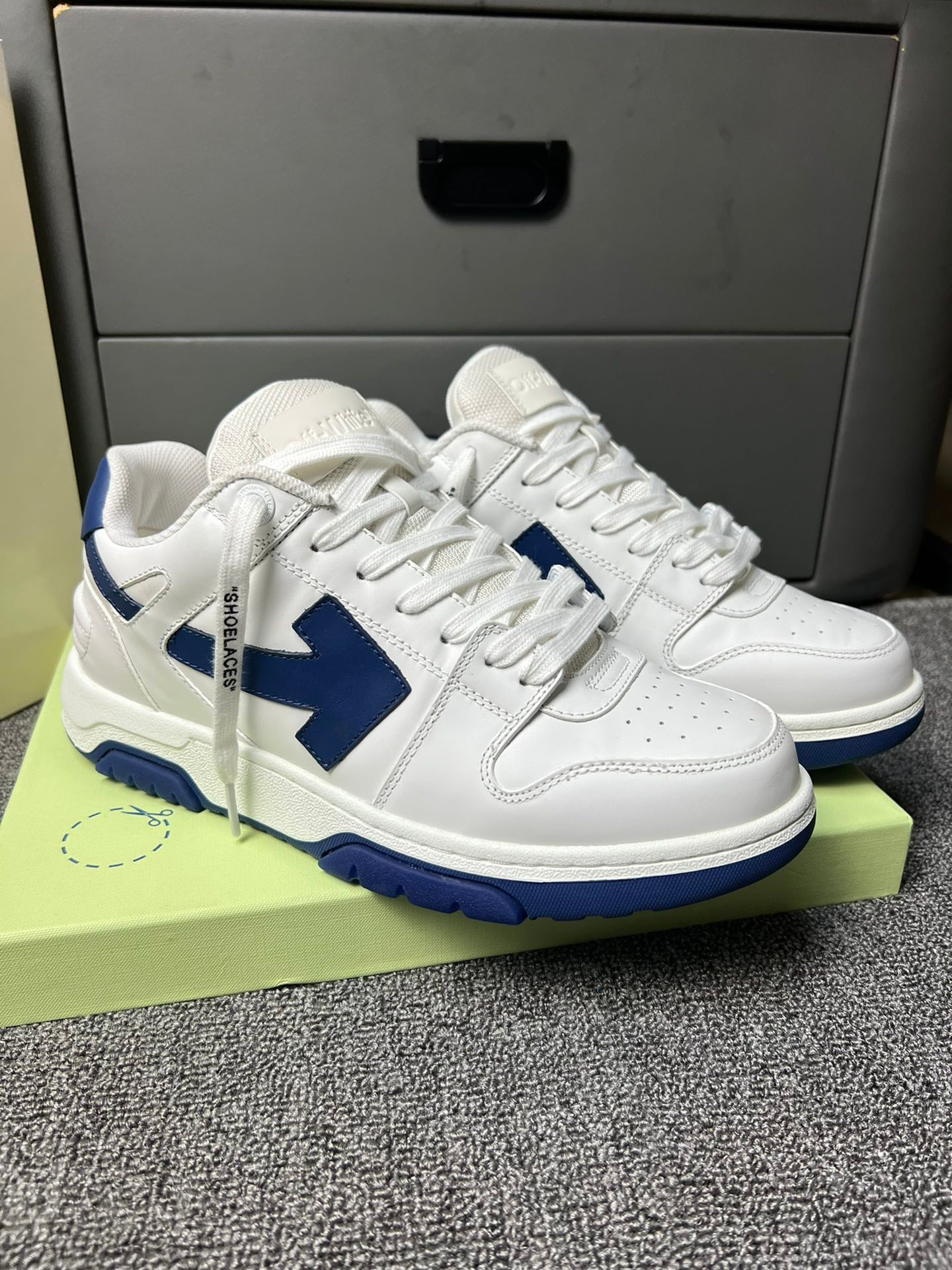 Off-White Out Of Office