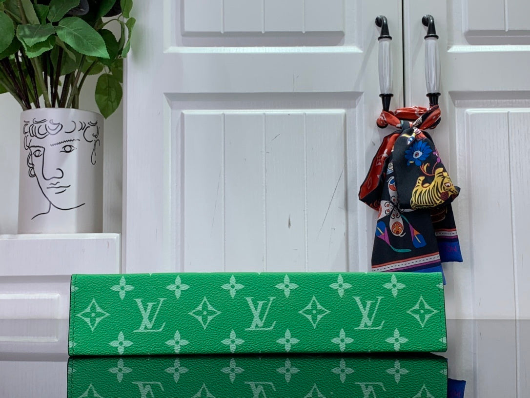 Pochette Louis Vuitton