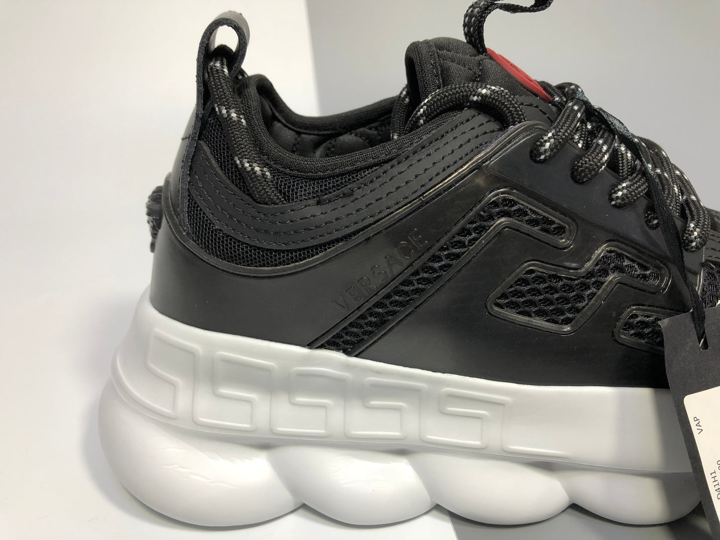 Versace Chain Reaction