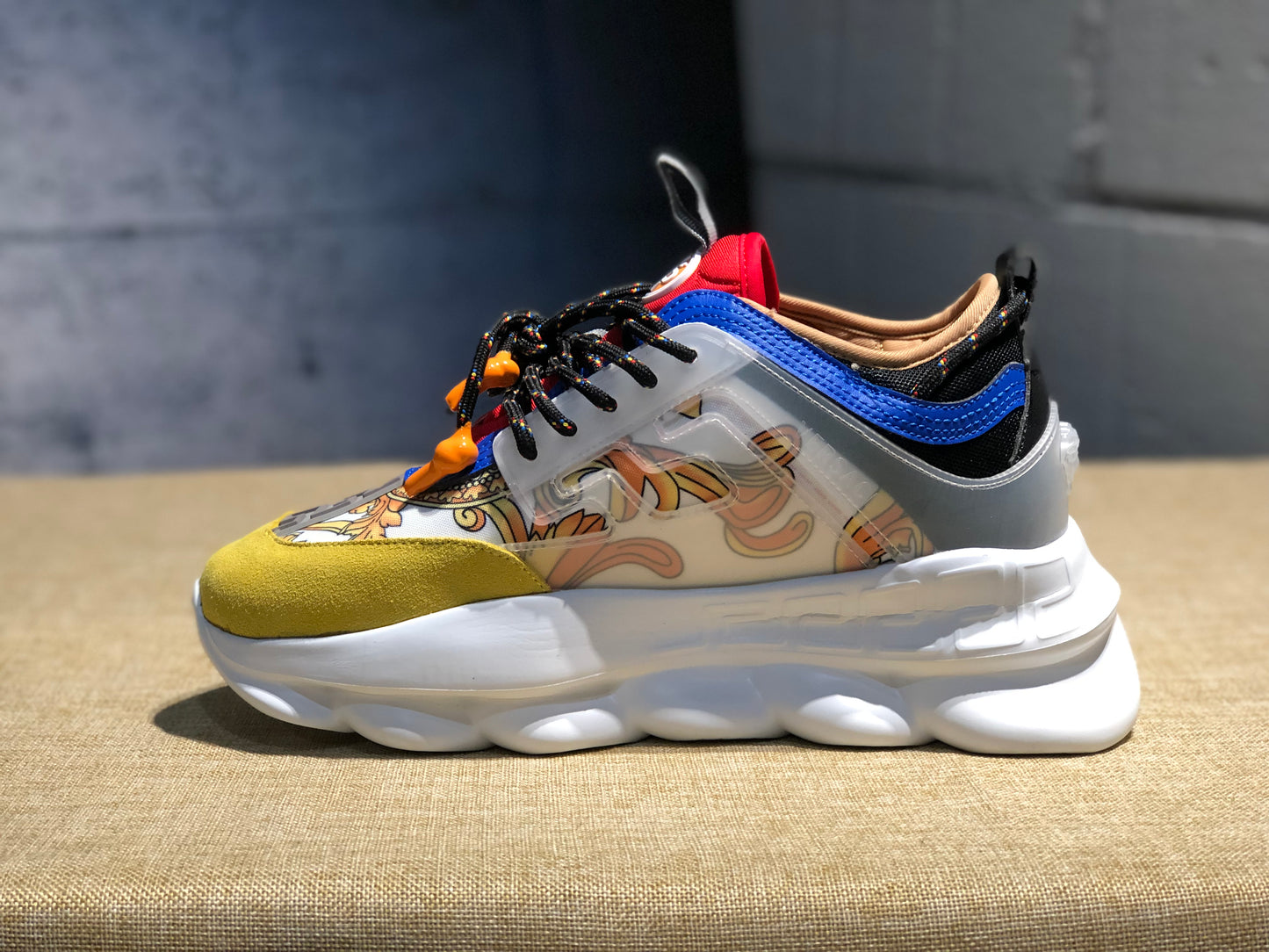 Versace Chain Reaction