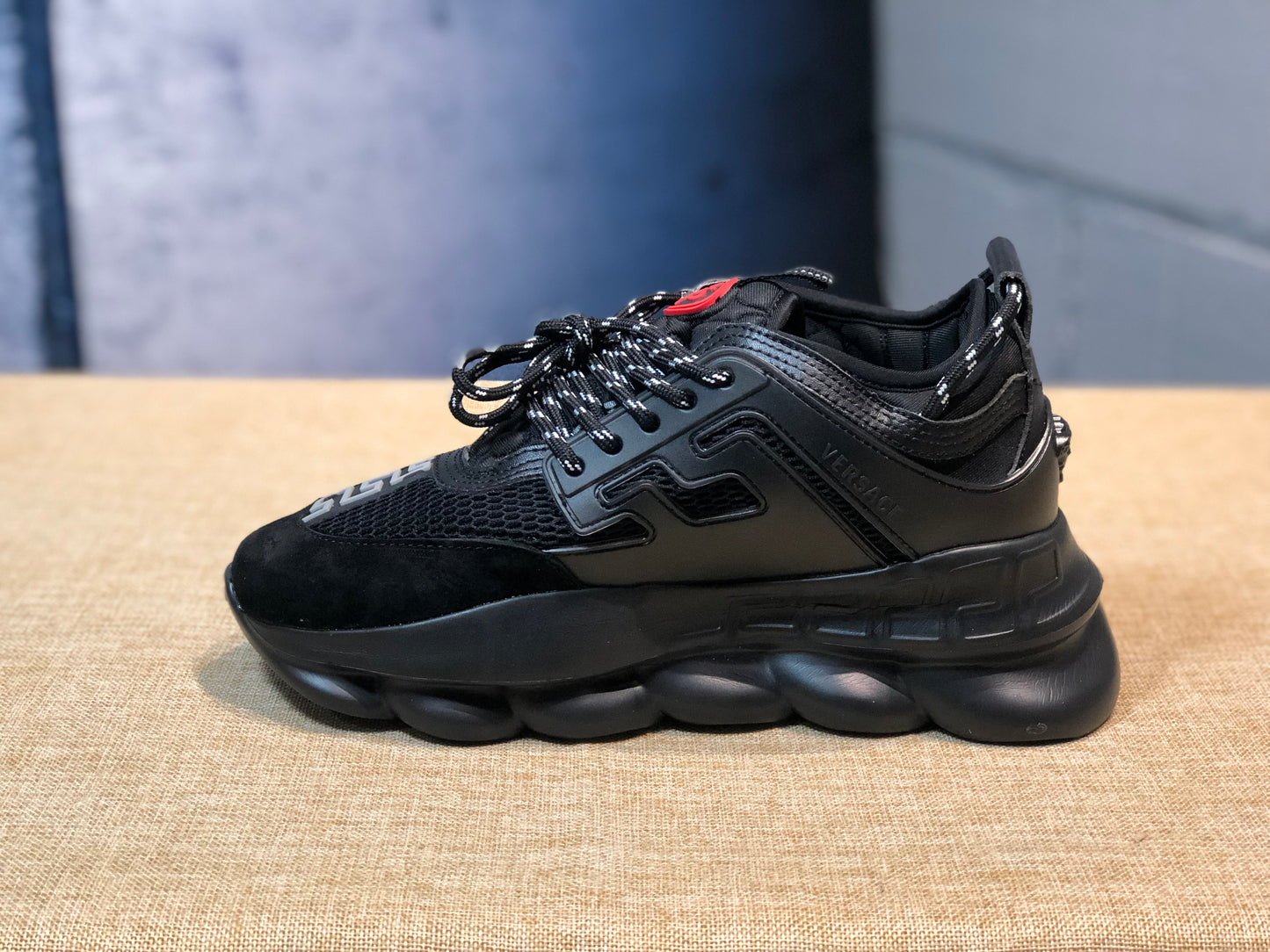Versace Chain Reaction