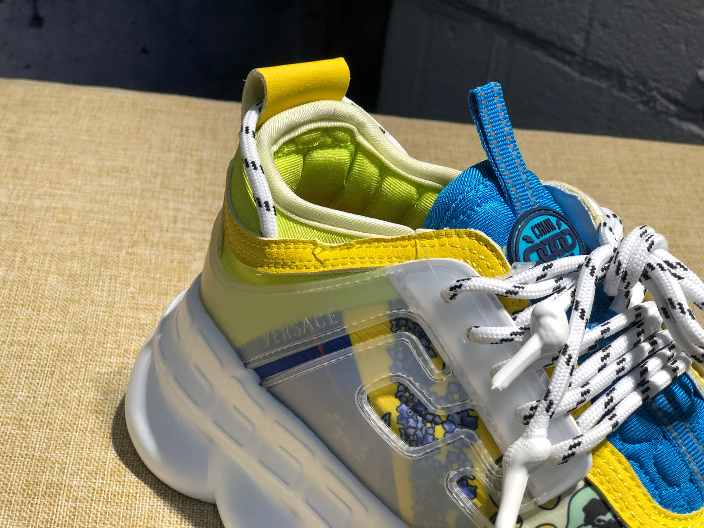Versace Chain Reaction