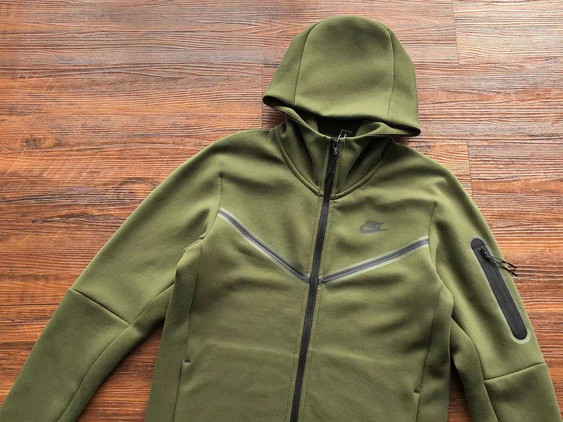 Nike Tech Fleece