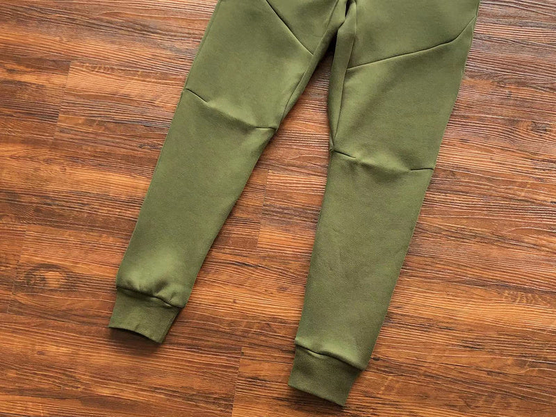 Pantalone Nike Tech Fleece