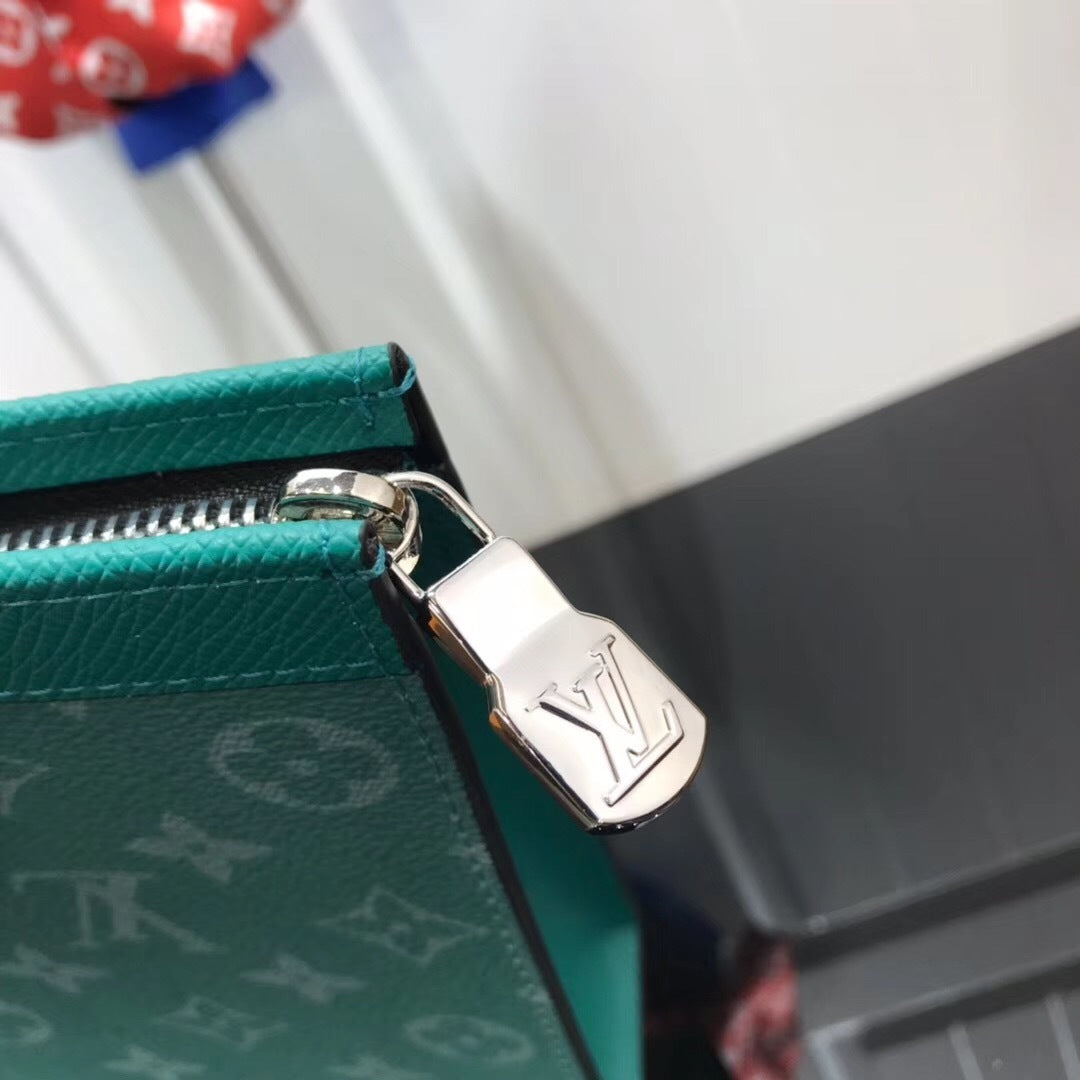 Pochette Louis Vuitton