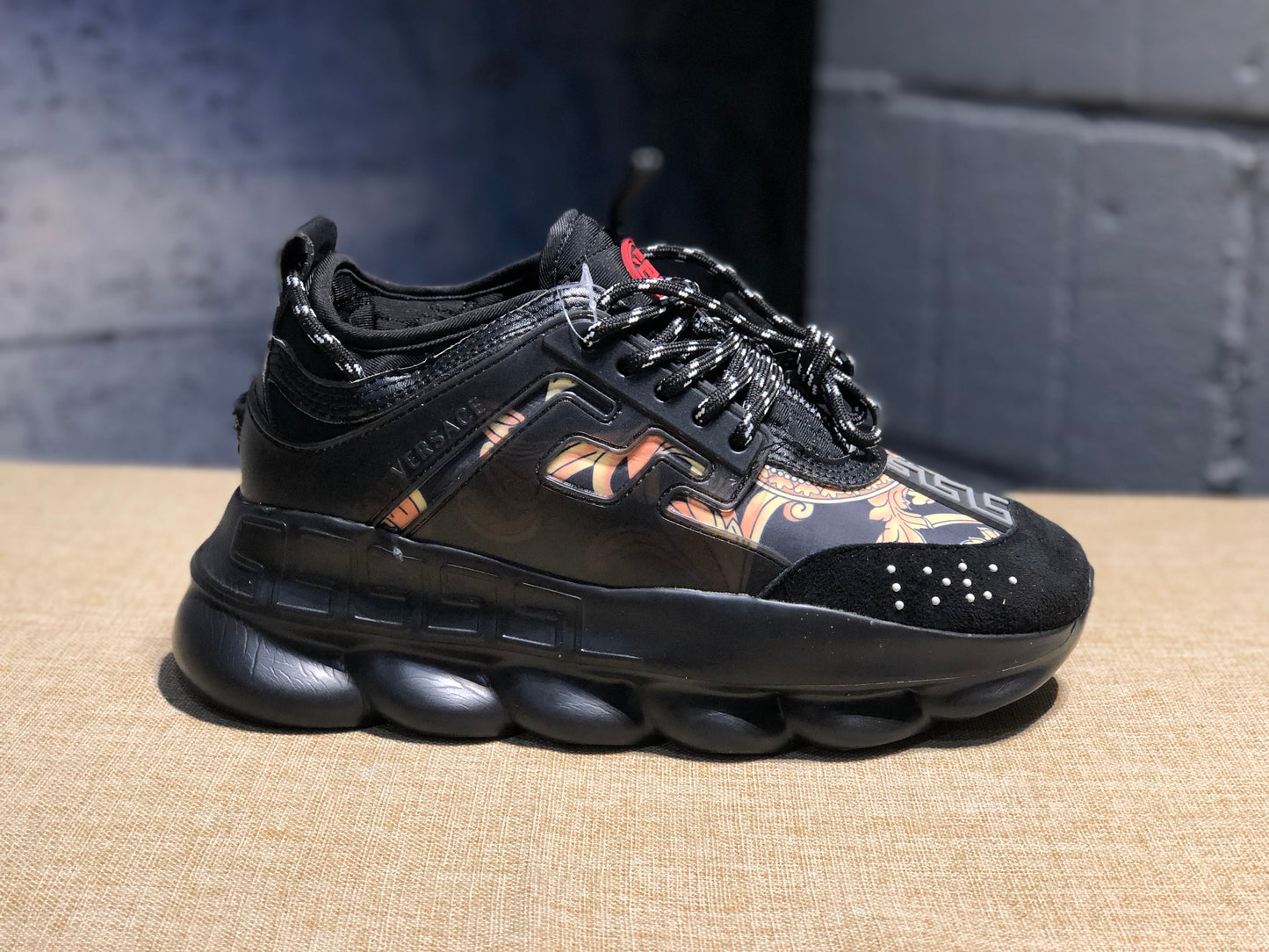 Versace Chain Reaction