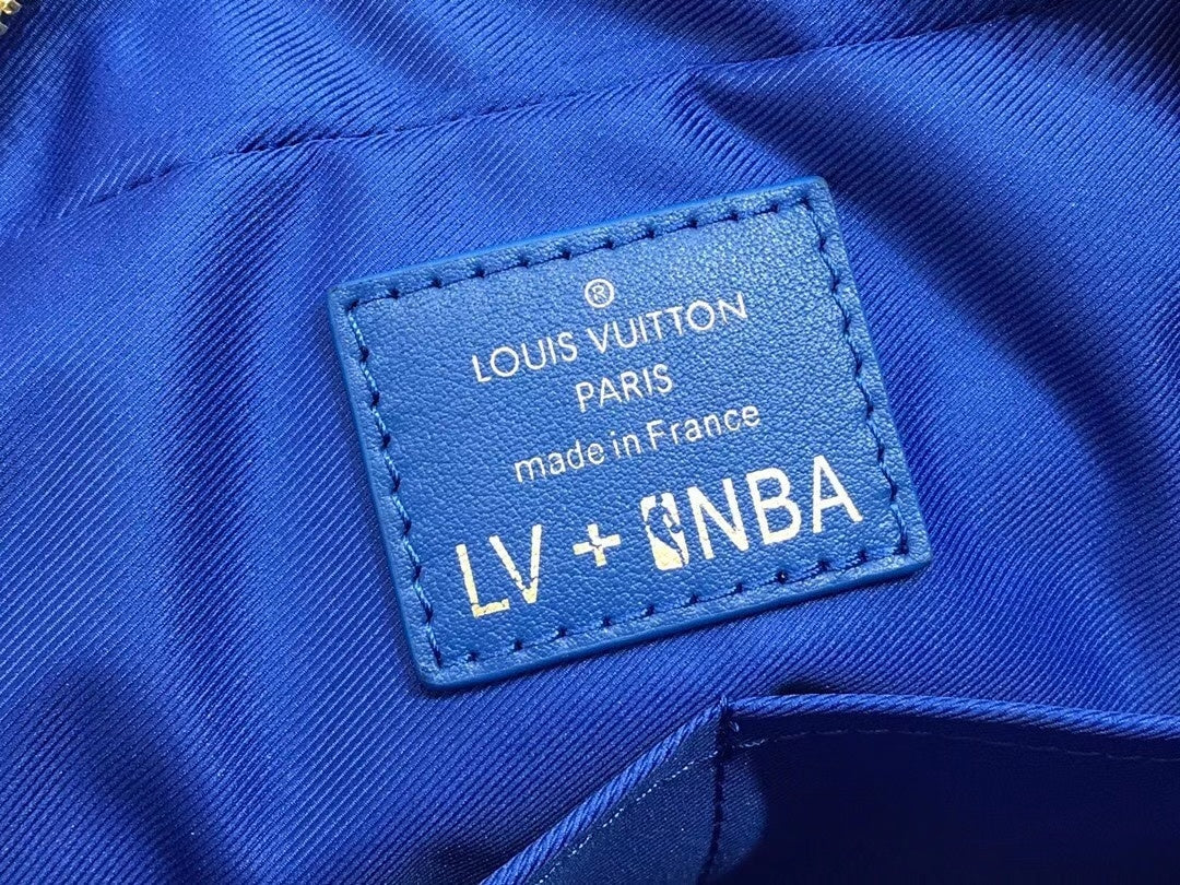 Tracolla Louis Vuitton x NBA