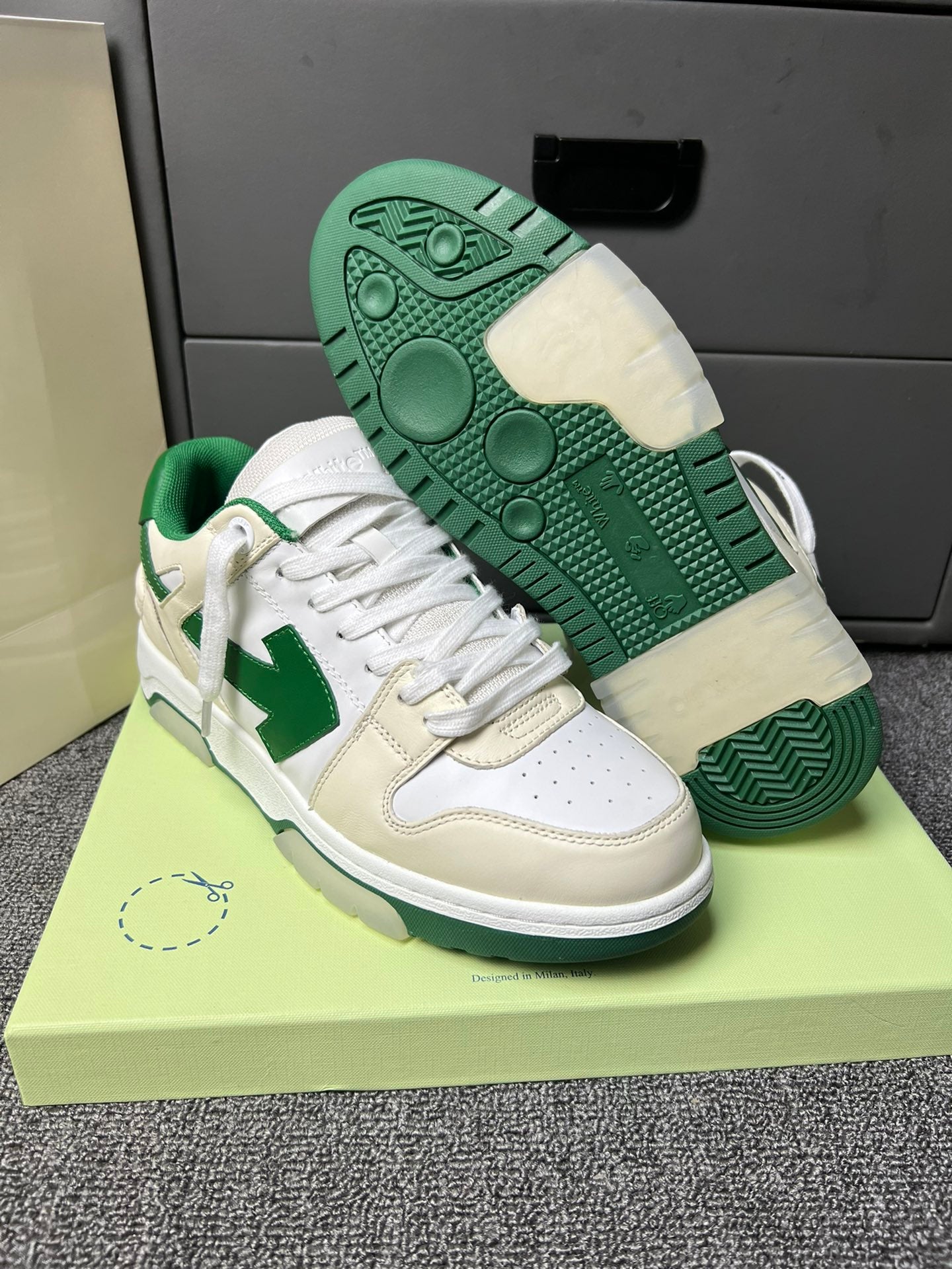 Off-White Out Of Office