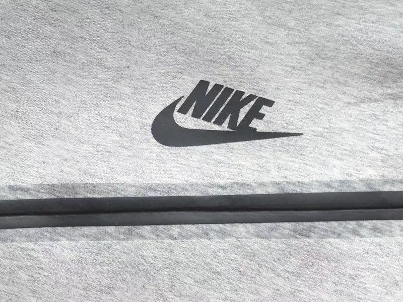 Nike Tech Fleece
