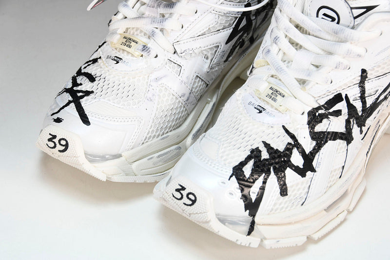 Balenciaga Runner