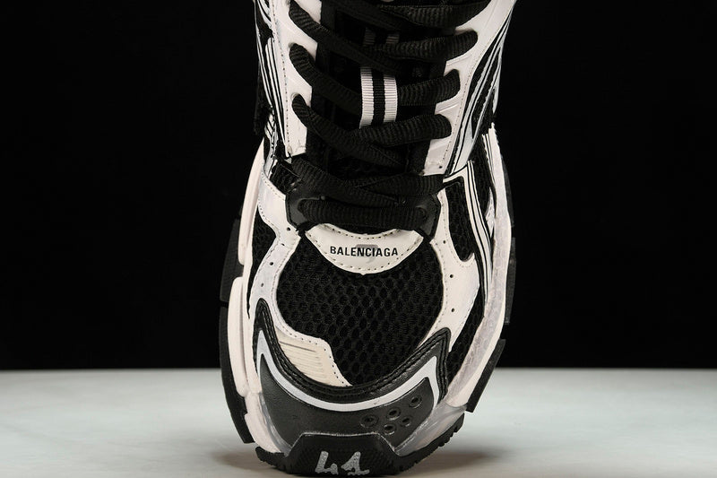 Balenciaga Runner