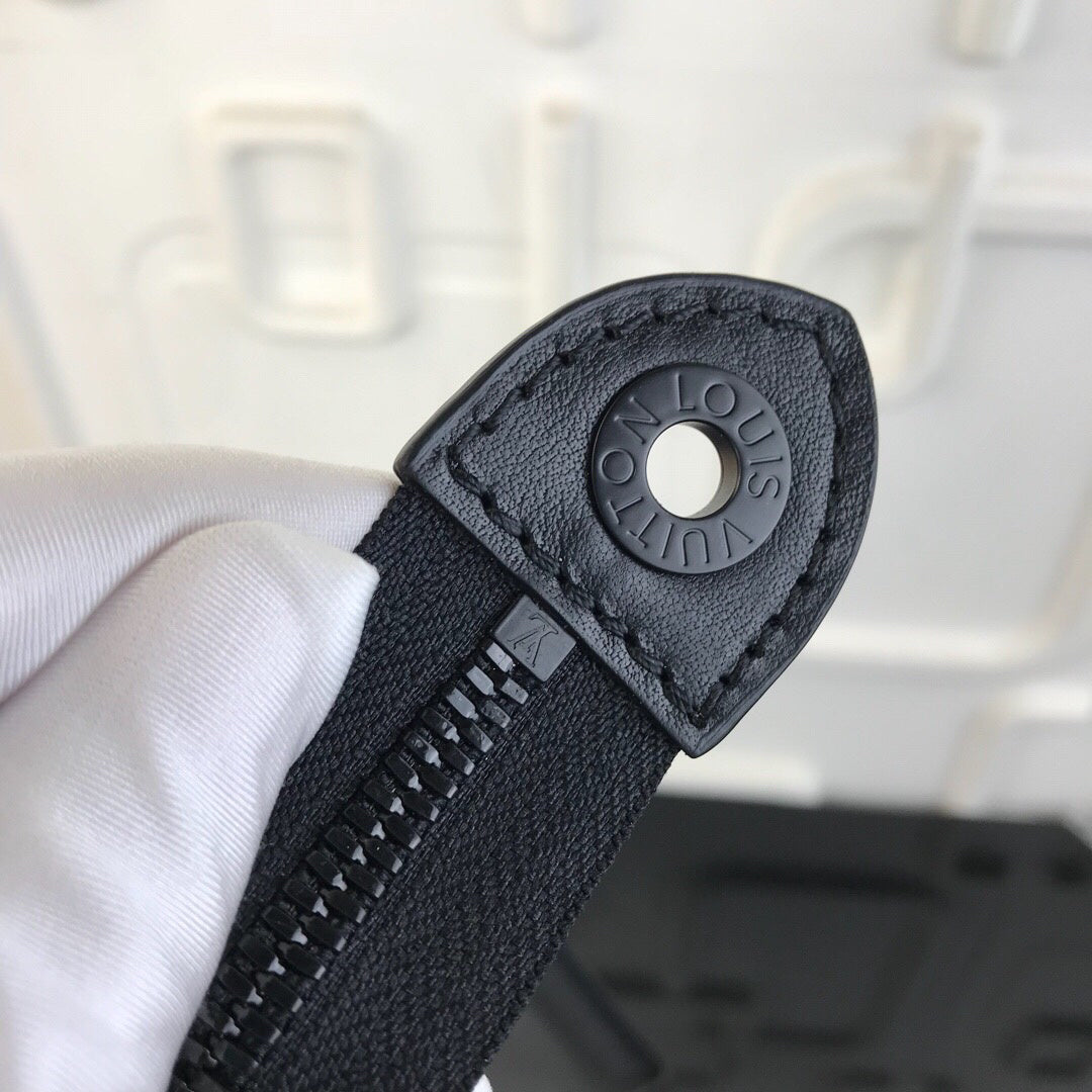 Pochette Louis Vuitton