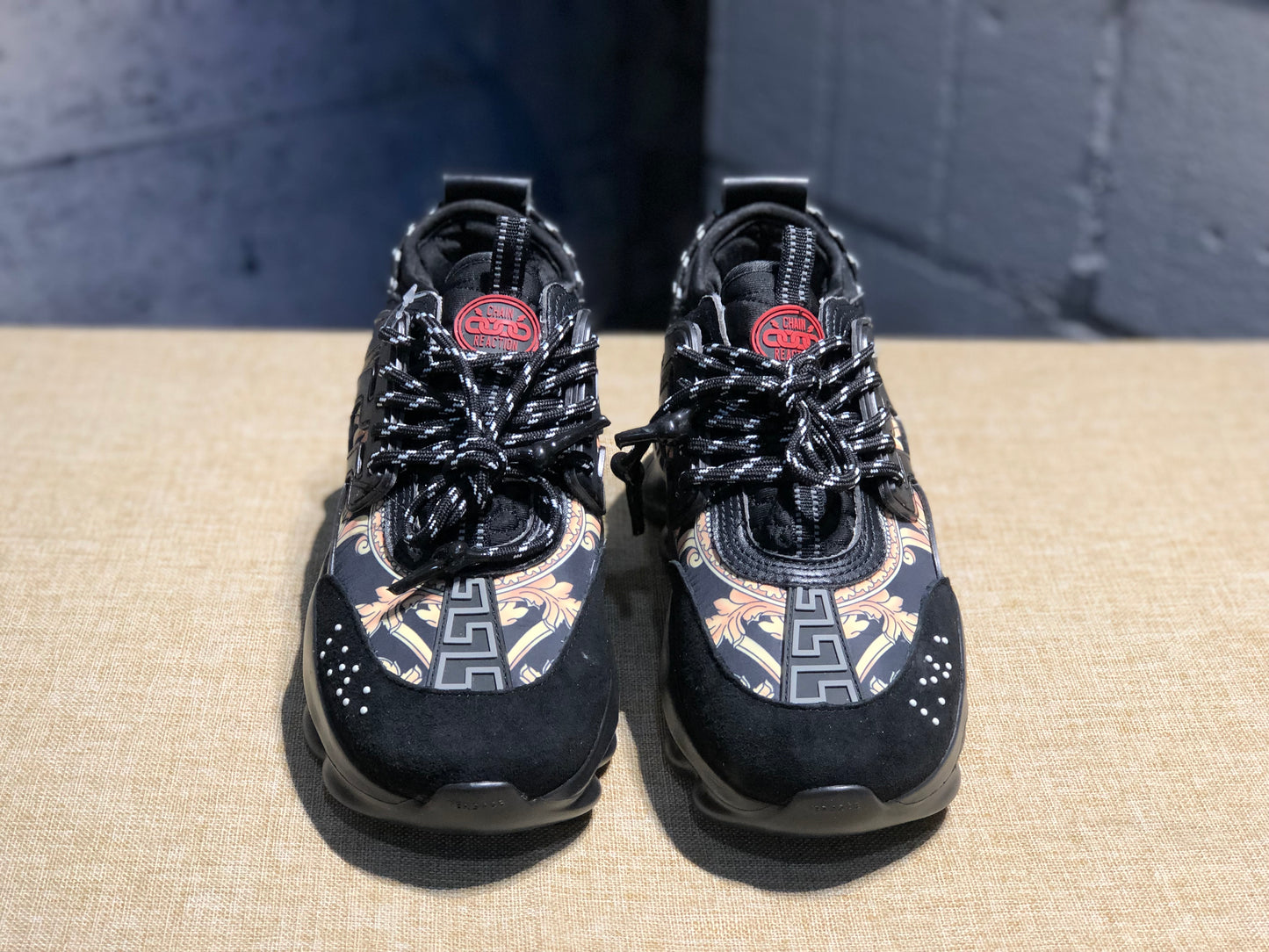 Versace Chain Reaction