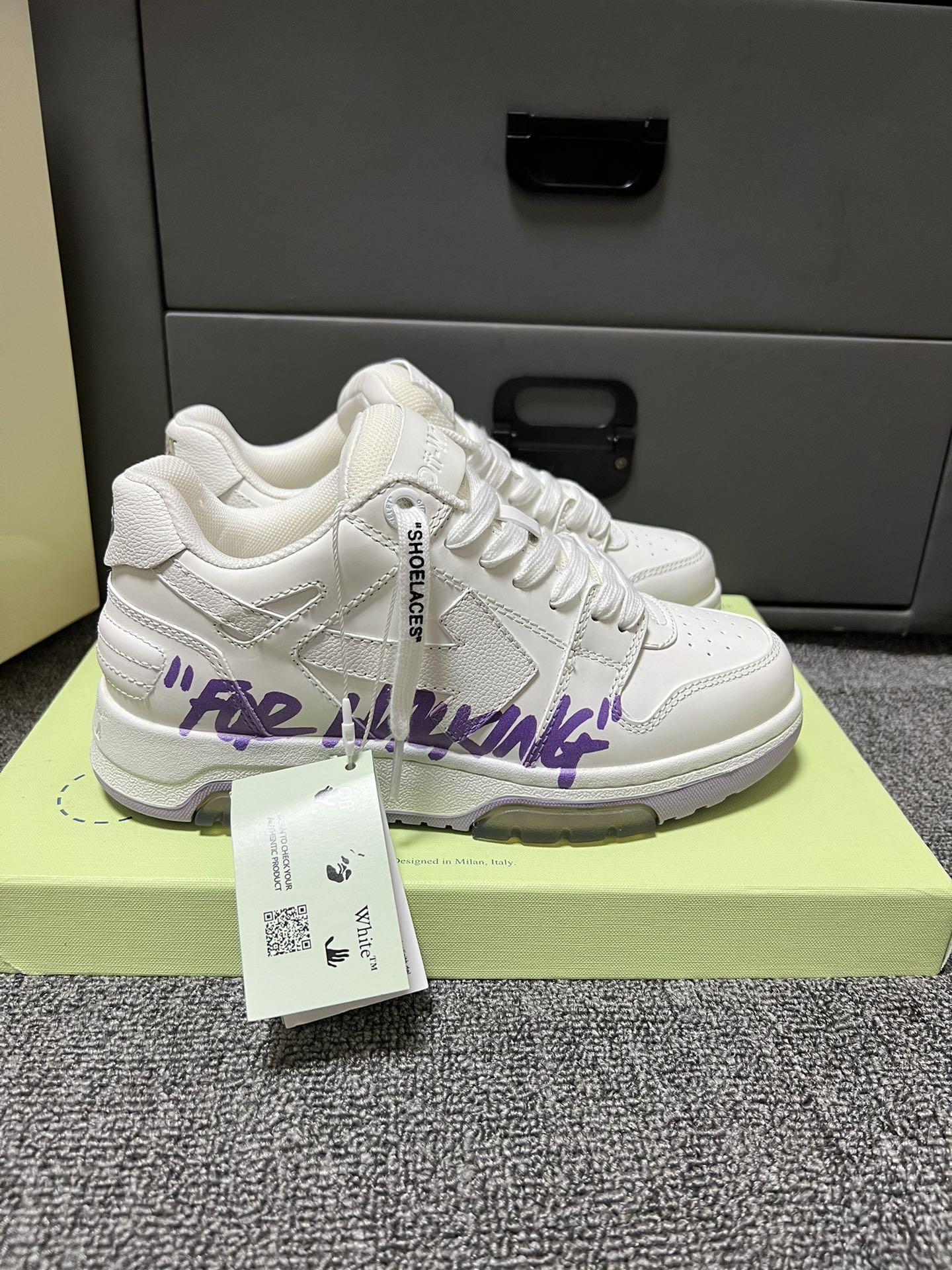 Off-White Out Of Office