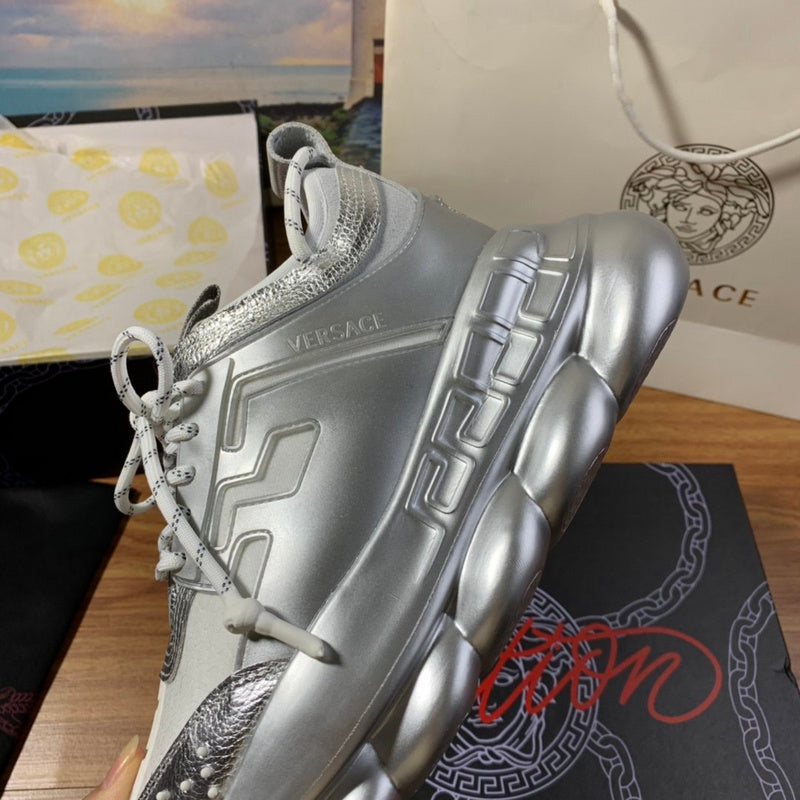 Versace Chain Reaction