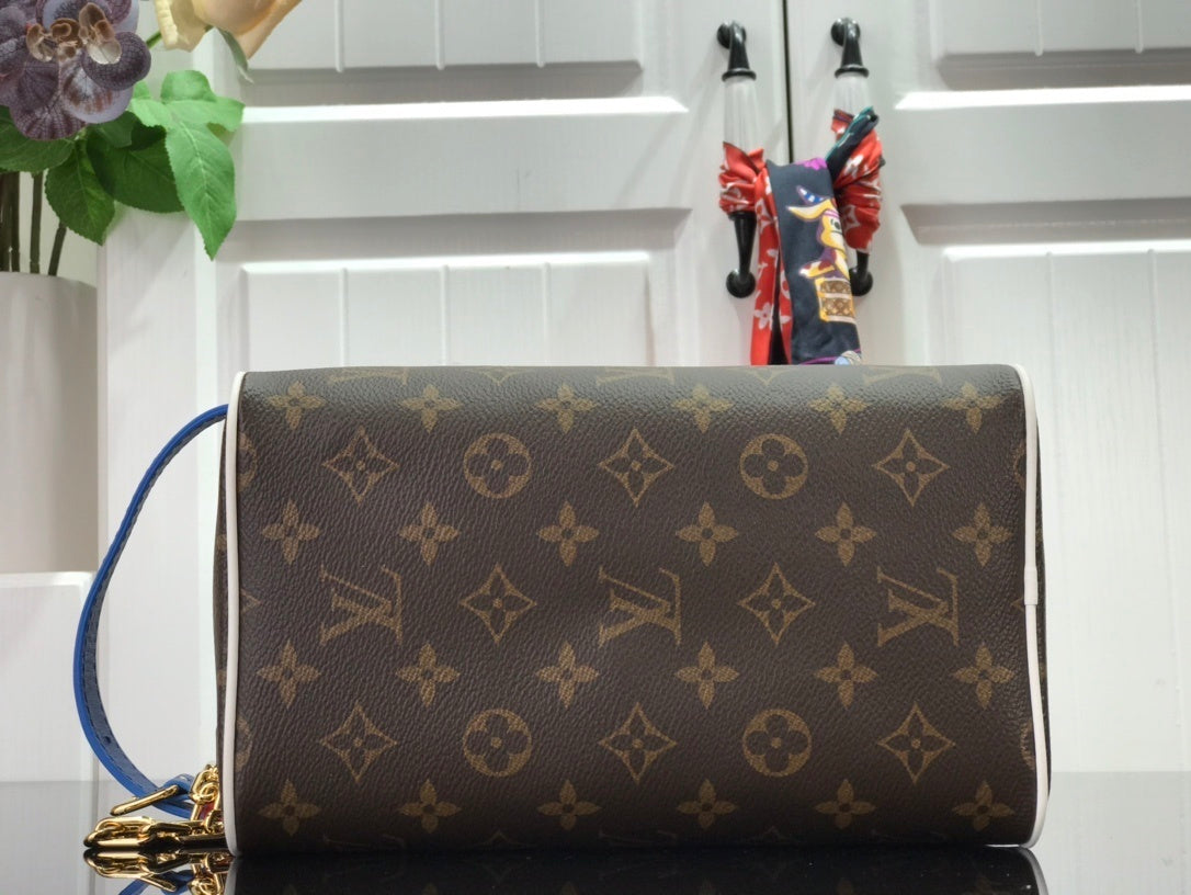 Pochette Louis Vuitton x NBA