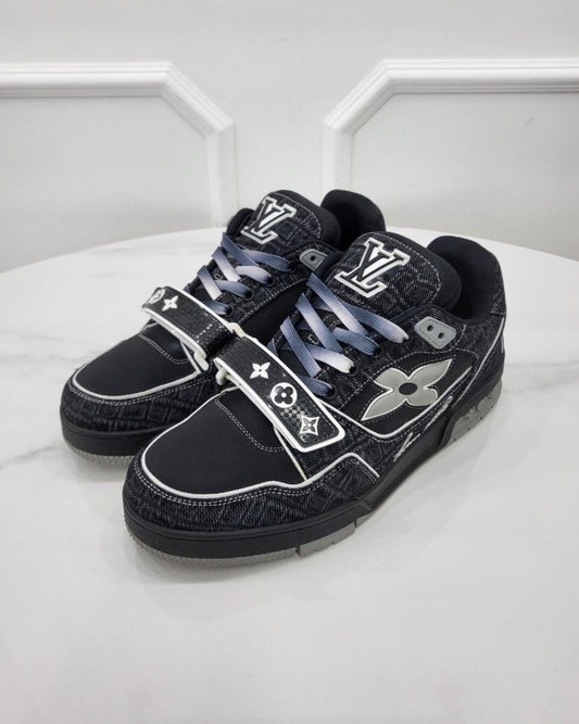 Trainer