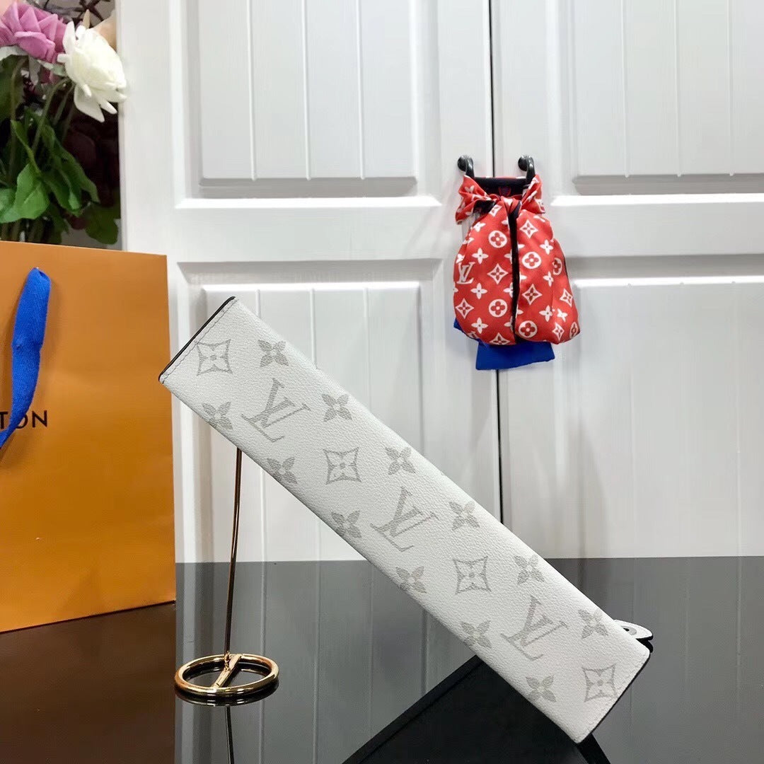 Pochette Louis Vuitton