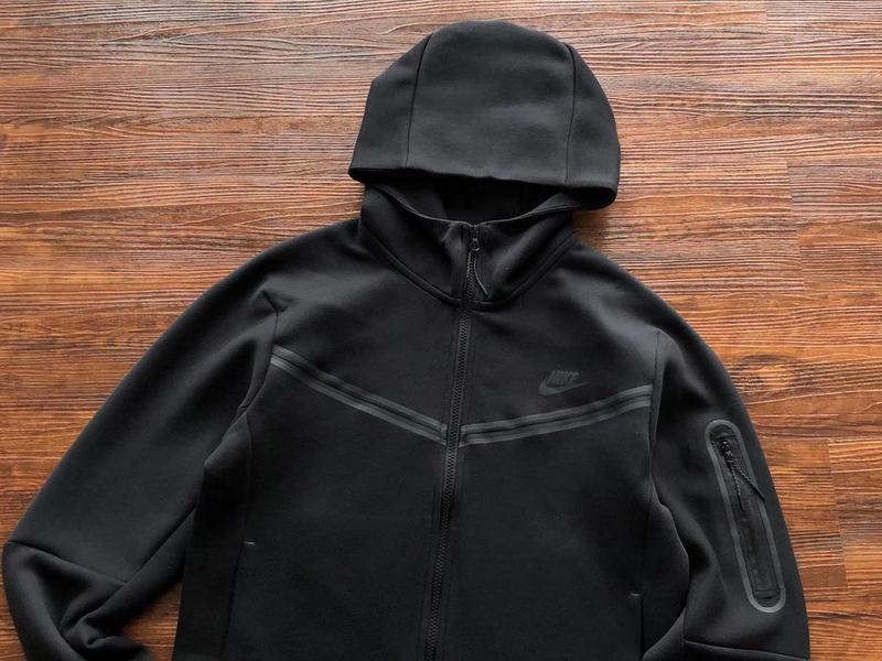 Nike Tech Fleece