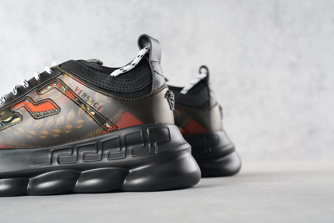 Versace Chain Reaction