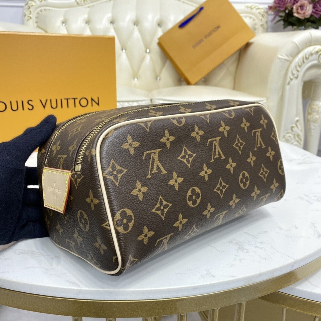 Pochette Louis Vuitton