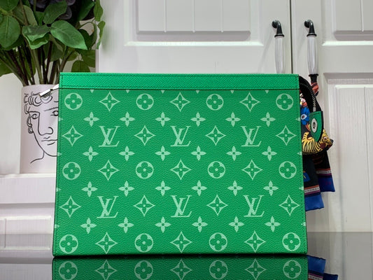 Pochette Louis Vuitton