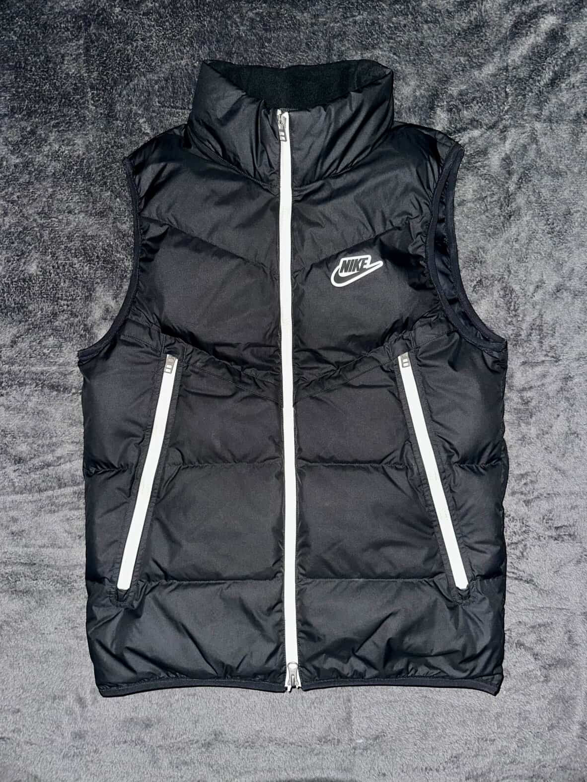 Smanicato Nike